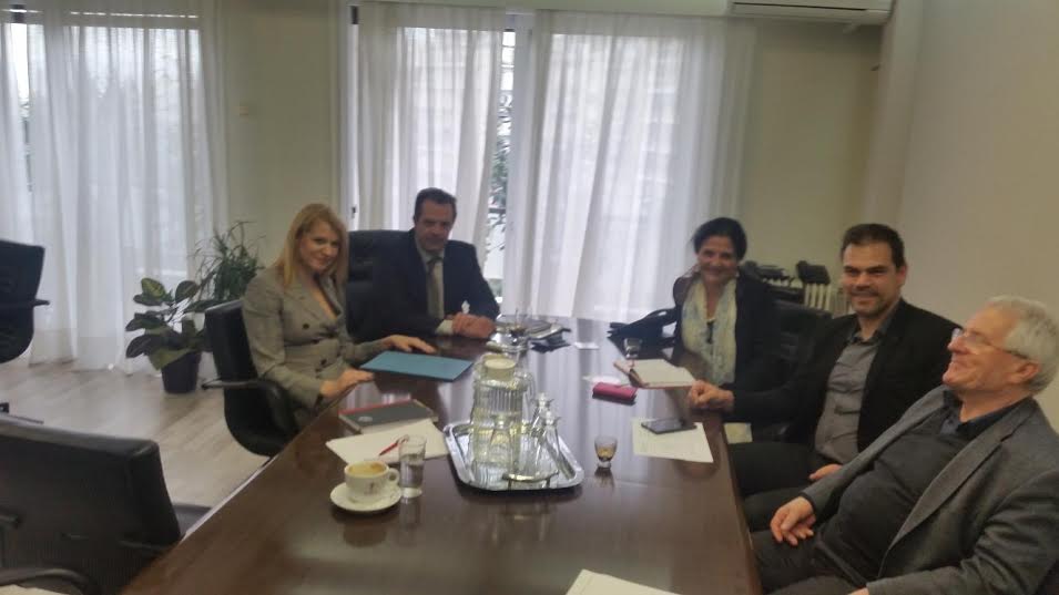 Σύσκεψη της Θ.Τζάκρη για ανέγερση νέων σχολικών κτιρίων στο N.Πέλλας